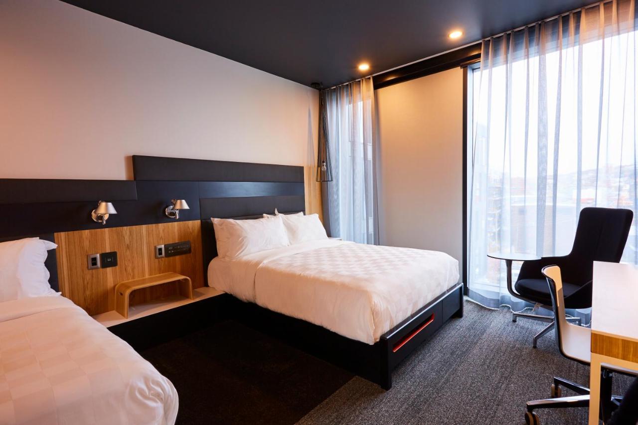 Alt Hotel Calgary University District YYC Exterior foto